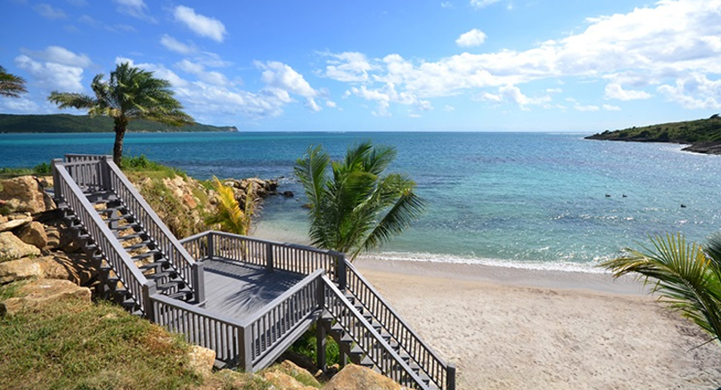 Luxury Villas in Antigua with pool